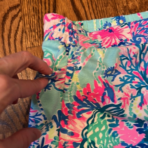 Lilly Pulitzer Coraline Beach You To It Shorts Large NWT - Picture 4 of 12